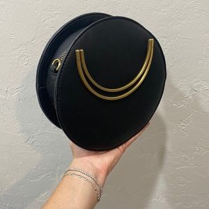 BLACK & GOLD CLUTCH/PURSE